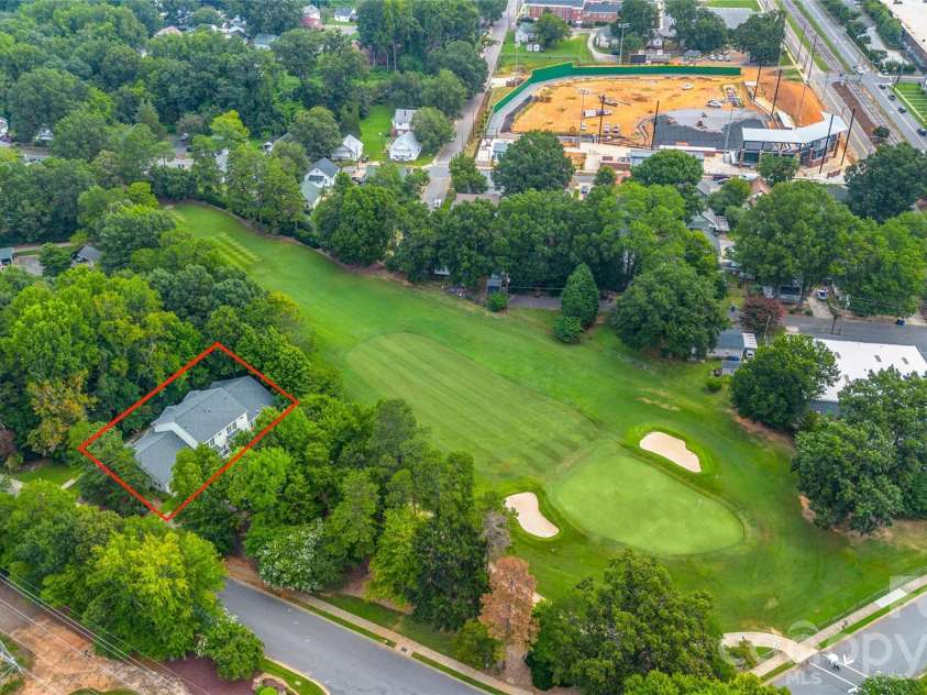 105 Putter Place, Mooresville, NC 28115.  MLS# CAR4417071, YatesRealty ID 46052. Golf Course Setting