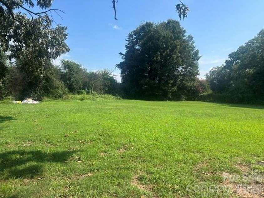4621 Highway 74 Highway, Wingate, NC 28174.  MLS# CAR4416347, YatesRealty ID 46055. 