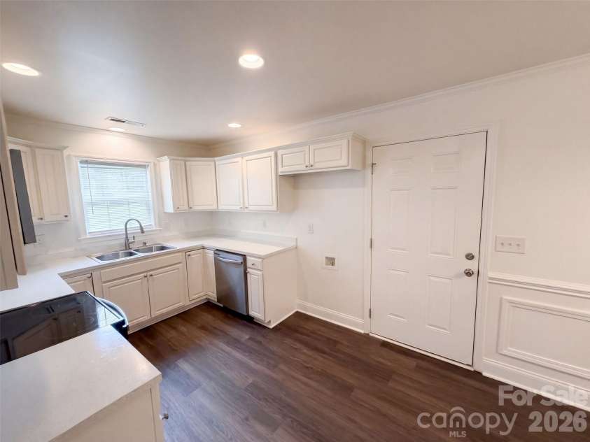 225 Vineyard Drive, Salisbury, NC 28146.  MLS# CAR4417093, YatesRealty ID 46056. 