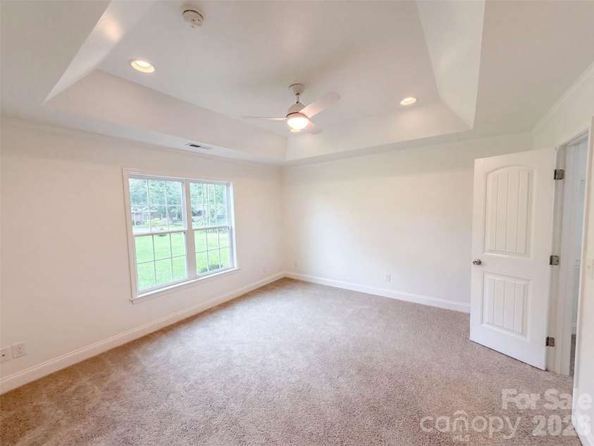 225 Vineyard Drive, Salisbury, NC 28146.  MLS# CAR4417093, YatesRealty ID 46056. 