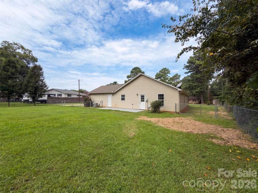 225 Vineyard Drive, Salisbury, NC 28146.  MLS# CAR4417093, YatesRealty ID 46056. 