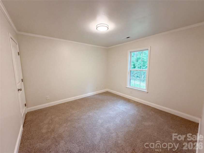 225 Vineyard Drive, Salisbury, NC 28146.  MLS# CAR4417093, YatesRealty ID 46056. 