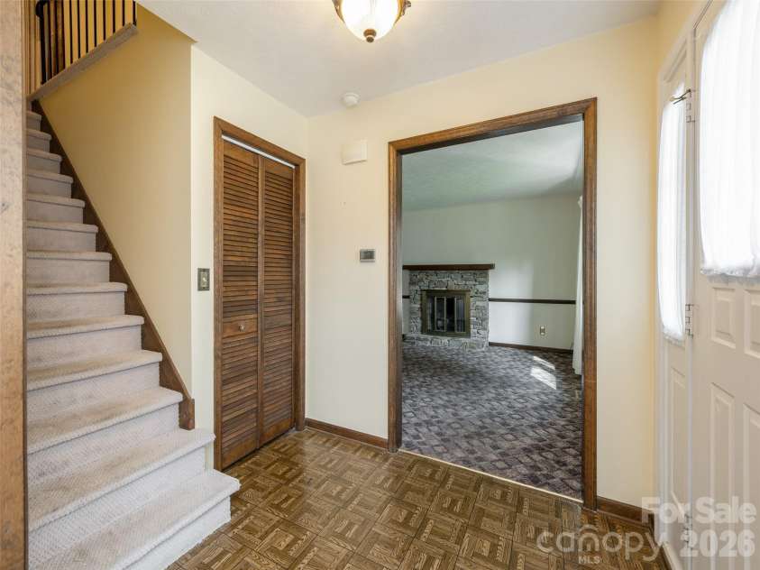211 Ginseng Lane, Hendersonville, NC 28791.  MLS# CAR4417023, YatesRealty ID 46057. 