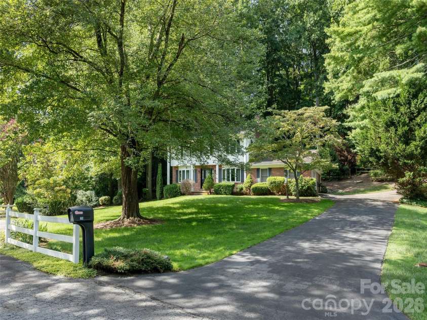 211 Ginseng Lane, Hendersonville, NC 28791.  MLS# CAR4417023, YatesRealty ID 46057. 