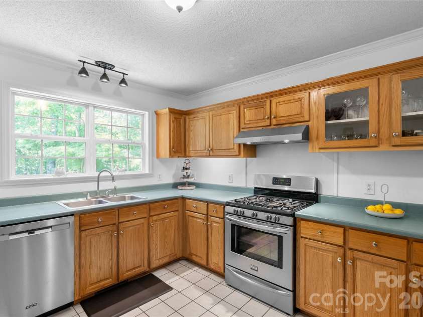 2230 Walnut Hollow Road, Brevard, NC 28712.  MLS# CAR4416763, YatesRealty ID 46059. 