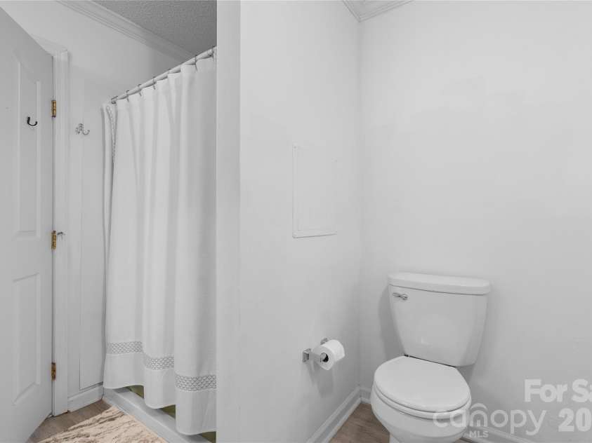 2230 Walnut Hollow Road, Brevard, NC 28712.  MLS# CAR4416763, YatesRealty ID 46059. 