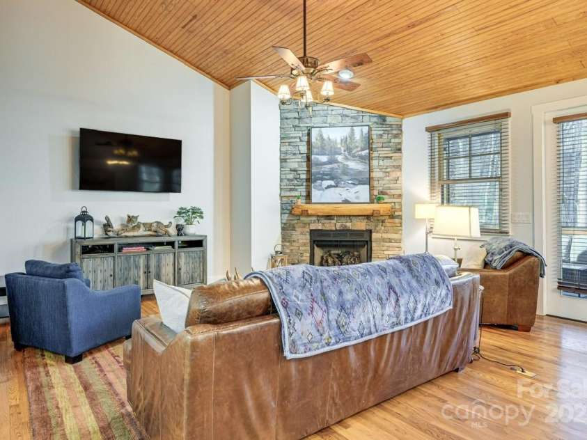 220 Boulder Creek Lane, Tuckasegee, NC 28783.  MLS# CAR4242875, YatesRealty ID 4606. 