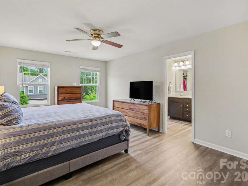 1138 Streamside Lane, York, SC 29745.  MLS# CAR4415623, YatesRealty ID 46062. 