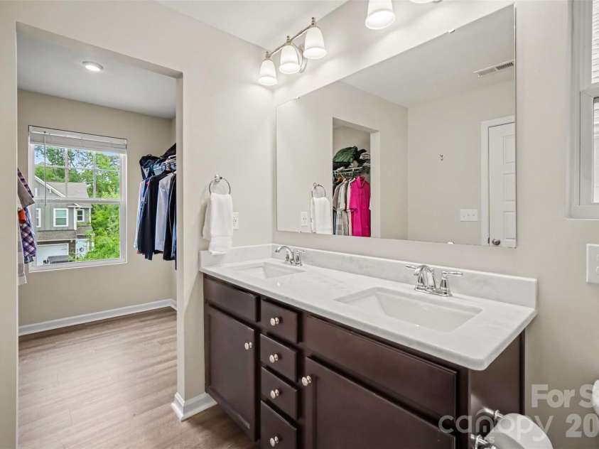 1138 Streamside Lane, York, SC 29745.  MLS# CAR4415623, YatesRealty ID 46062. 