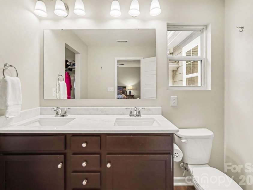 1138 Streamside Lane, York, SC 29745.  MLS# CAR4415623, YatesRealty ID 46062. 