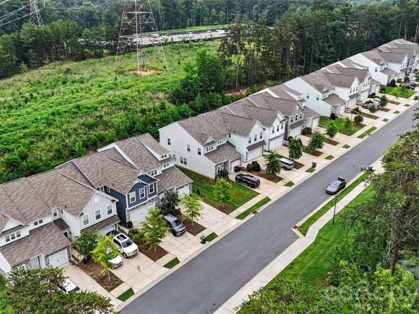 1138 Streamside Lane, York, SC 29745.  MLS# CAR4415623, YatesRealty ID 46062. 
