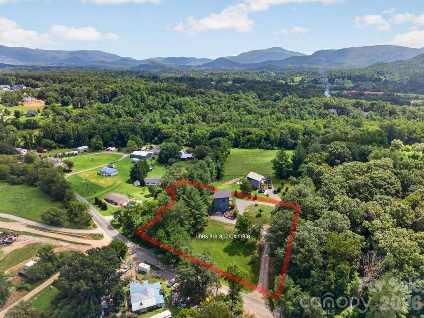 208 Gravely Branch Road, Fletcher, NC 28732.  MLS# CAR4412630, YatesRealty ID 46064. 