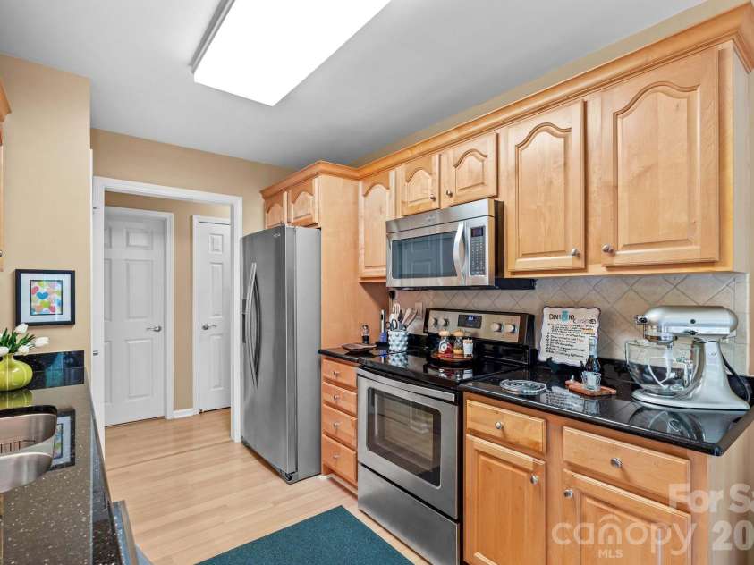 189 River Birch Circle, Mooresville, NC 28115.  MLS# CAR4416223, YatesRealty ID 46067. 