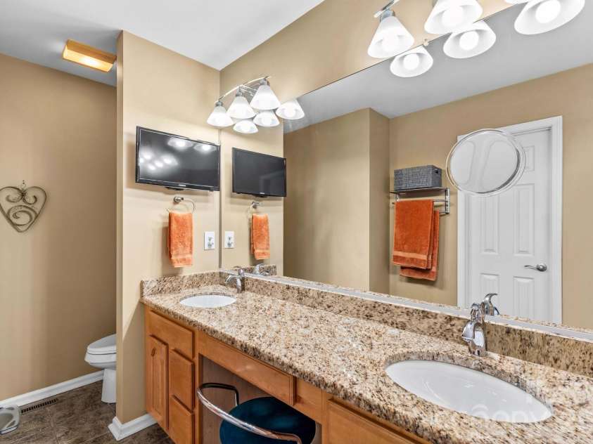 189 River Birch Circle, Mooresville, NC 28115.  MLS# CAR4416223, YatesRealty ID 46067. 