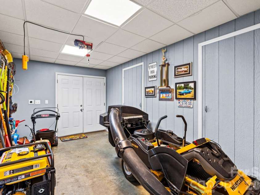 189 River Birch Circle, Mooresville, NC 28115.  MLS# CAR4416223, YatesRealty ID 46067. 
