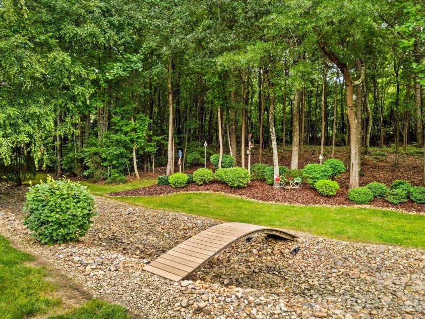 189 River Birch Circle, Mooresville, NC 28115.  MLS# CAR4416223, YatesRealty ID 46067. 