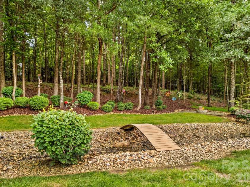 189 River Birch Circle, Mooresville, NC 28115.  MLS# CAR4416223, YatesRealty ID 46067. 