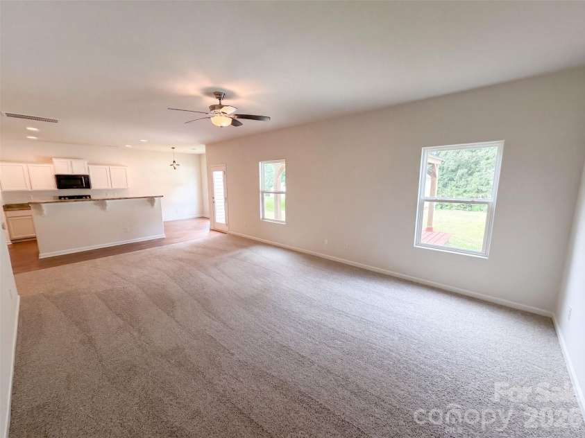 8815 First Run Court, Charlotte, NC 28215.  MLS# CAR4417114, YatesRealty ID 46069. 