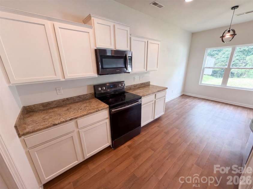 8815 First Run Court, Charlotte, NC 28215.  MLS# CAR4417114, YatesRealty ID 46069. 