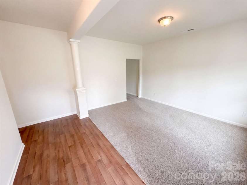 8815 First Run Court, Charlotte, NC 28215.  MLS# CAR4417114, YatesRealty ID 46069. 