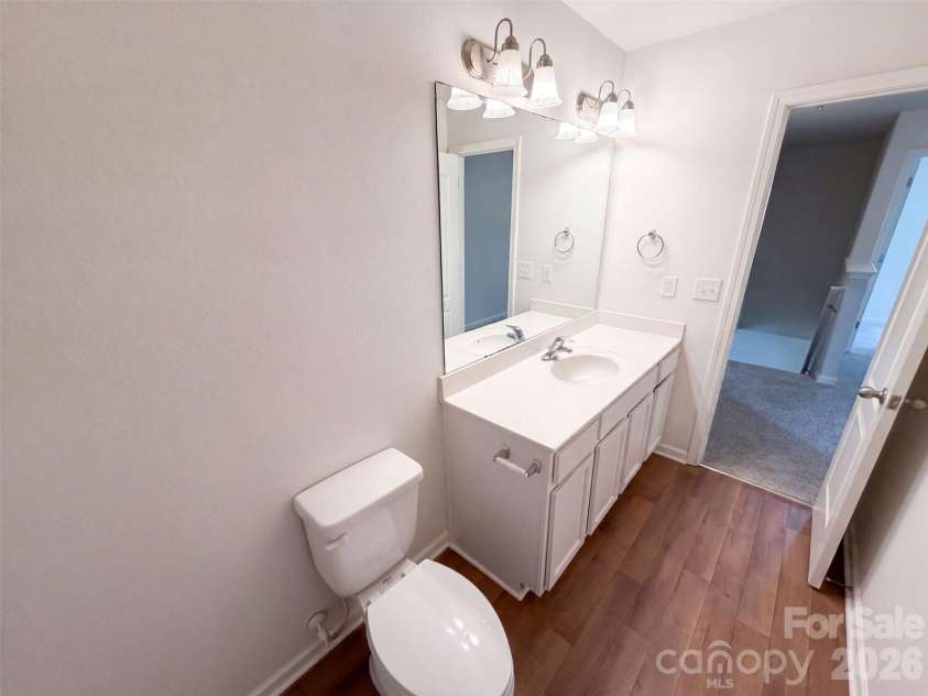 8815 First Run Court, Charlotte, NC 28215.  MLS# CAR4417114, YatesRealty ID 46069. 