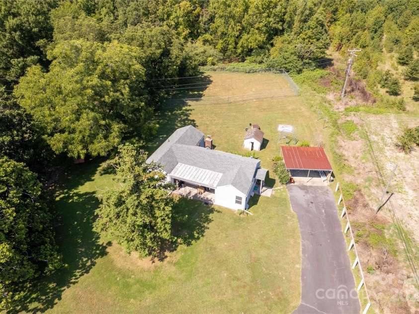 2017 and 2025 Filbert Highway, York, SC 29745.  MLS# CAR4177809, YatesRealty ID 4607. 