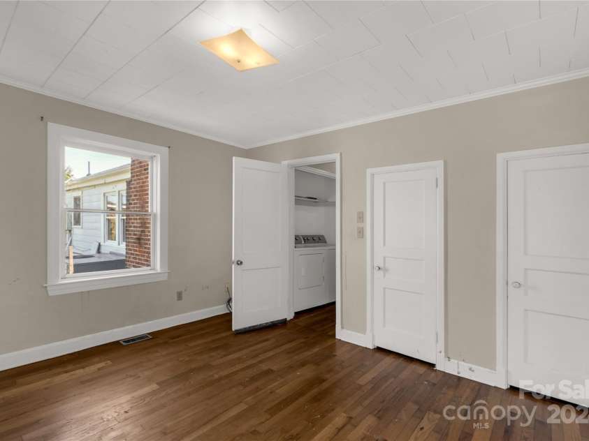 2017 and 2025 Filbert Highway, York, SC 29745.  MLS# CAR4177809, YatesRealty ID 4607. 