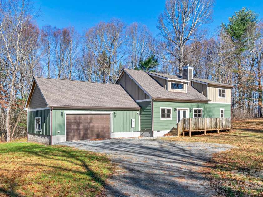 486 Hunter-Lysik Way, Laurel Springs, NC 28644.  MLS# CAR4325096, YatesRealty ID 4607. 486 Hunter-Lysik Way