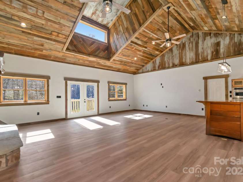 486 Hunter-Lysik Way, Laurel Springs, NC 28644.  MLS# CAR4325096, YatesRealty ID 4607. 