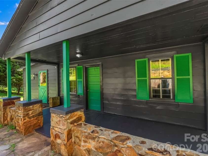 4576 St Pauls Church Road, Morganton, NC 28655.  MLS# CAR4410660, YatesRealty ID 46071. 