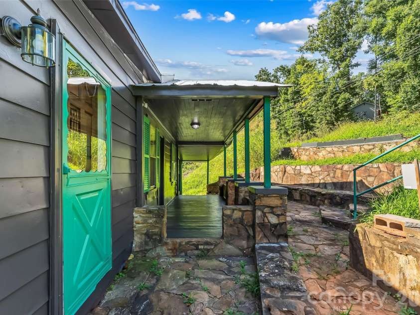 4576 St Pauls Church Road, Morganton, NC 28655.  MLS# CAR4410660, YatesRealty ID 46071. 