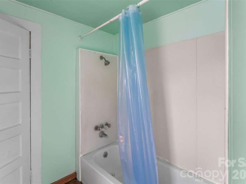 4576 St Pauls Church Road, Morganton, NC 28655.  MLS# CAR4410660, YatesRealty ID 46071. 