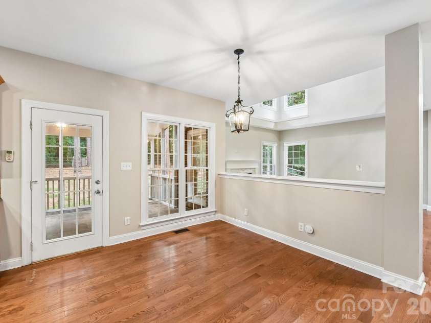4123 Mountain Cove Drive, Charlotte, NC 28216.  MLS# CAR4415906, YatesRealty ID 46072. 