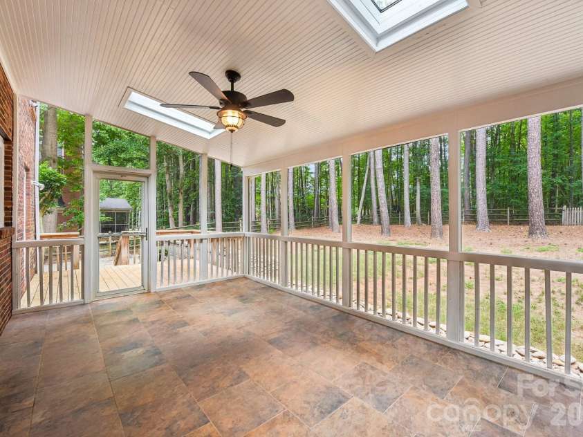 4123 Mountain Cove Drive, Charlotte, NC 28216.  MLS# CAR4415906, YatesRealty ID 46072. 