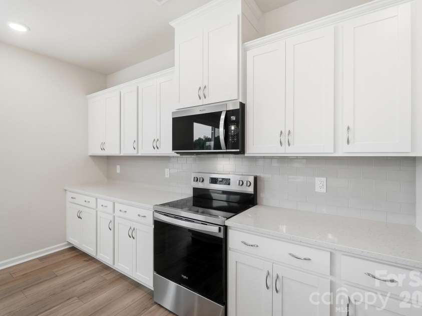2805 Westmont Drive, Gastonia, NC 28052.  MLS# CAR4417103, YatesRealty ID 46074. 