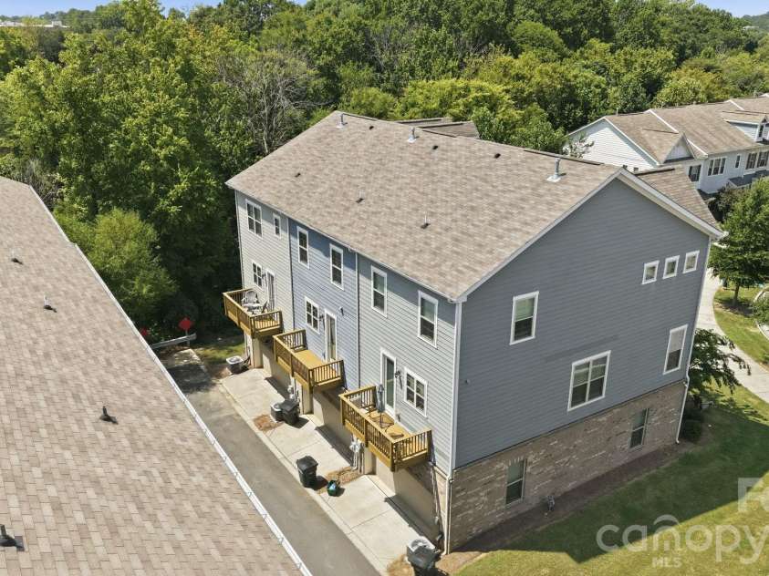 9604 Ainslie Downs Street, Charlotte, NC 28273.  MLS# CAR4416440, YatesRealty ID 46075. 