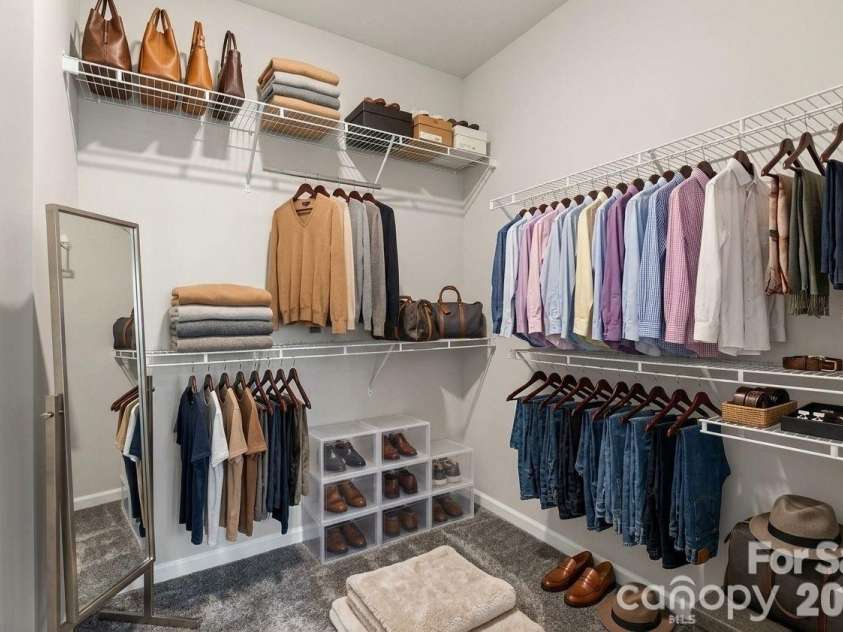 9604 Ainslie Downs Street, Charlotte, NC 28273.  MLS# CAR4416440, YatesRealty ID 46075. Owners Walk in closet
