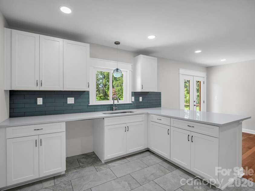 24 Verbena Way, Flat Rock, NC 28731.  MLS# CAR4413467, YatesRealty ID 46077. 