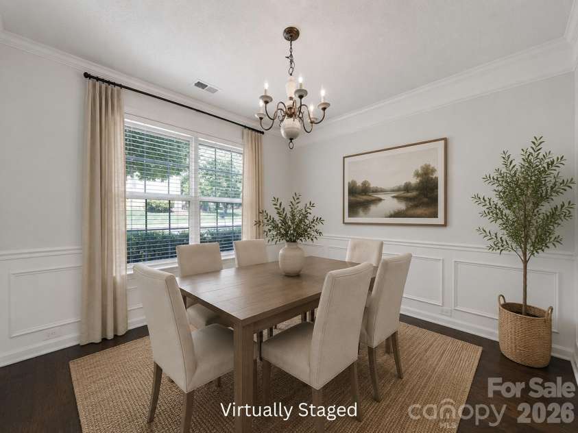11343 Fox Hill Drive, Charlotte, NC 28269.  MLS# CAR4370223, YatesRealty ID 46081. Dining Room