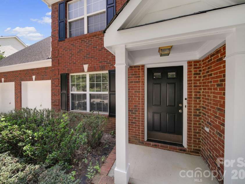 11343 Fox Hill Drive, Charlotte, NC 28269.  MLS# CAR4370223, YatesRealty ID 46081. Welcome Home!
