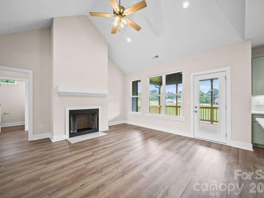 4515 Marvin Simpson Road, Marshville, NC 28103.  MLS# CAR4411738, YatesRealty ID 46083. Great room