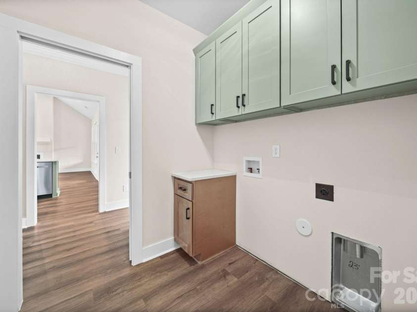 4515 Marvin Simpson Road, Marshville, NC 28103.  MLS# CAR4411738, YatesRealty ID 46083. Laundry Room