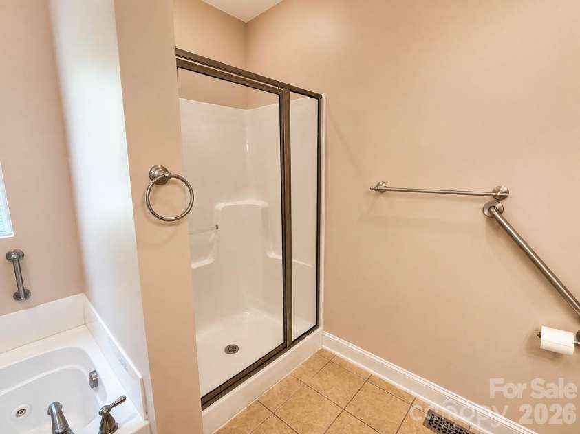 1318 Stonewyck Drive, Salisbury, NC 28146.  MLS# CAR4413759, YatesRealty ID 46088. 