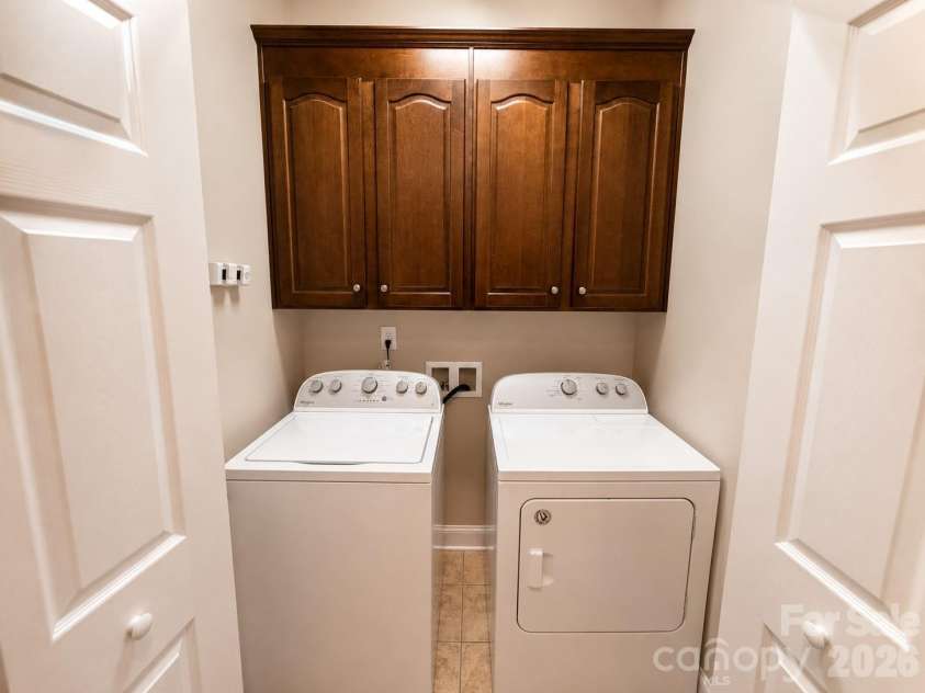 1318 Stonewyck Drive, Salisbury, NC 28146.  MLS# CAR4413759, YatesRealty ID 46088. 