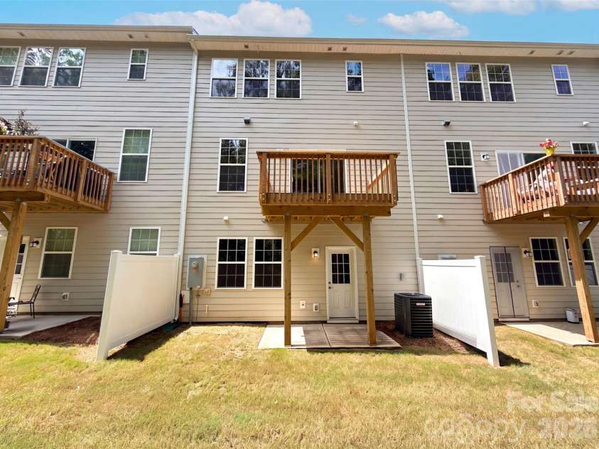 1032 Bandon Drive, Waxhaw, NC 28173.  MLS# CAR4415021, YatesRealty ID 46089. 