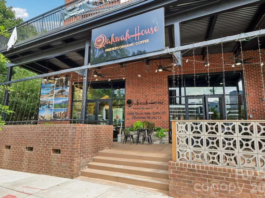 1539 Crystal Road, Charlotte, NC 28205.  MLS# CAR4356232, YatesRealty ID 46094. 