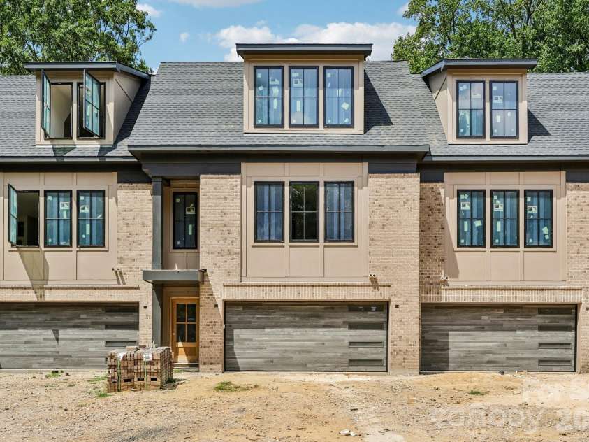 1539 Crystal Road, Charlotte, NC 28205.  MLS# CAR4356232, YatesRealty ID 46094. Representative Photo Only