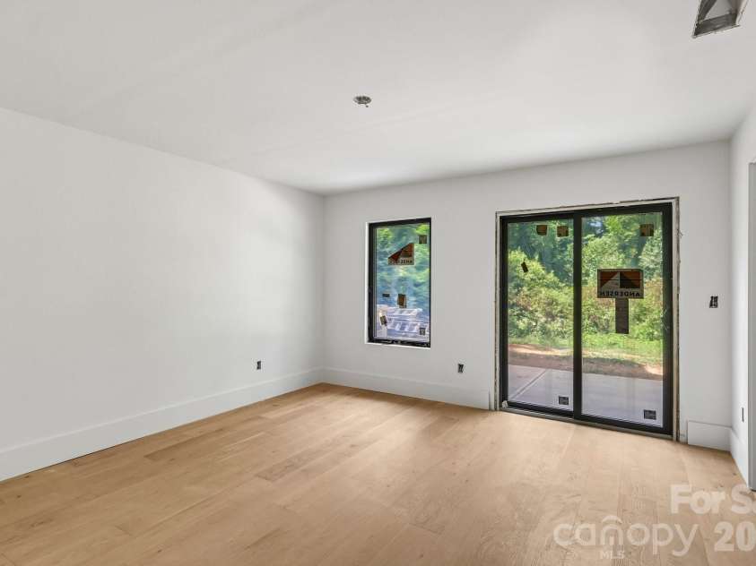 1539 Crystal Road, Charlotte, NC 28205.  MLS# CAR4356232, YatesRealty ID 46094. Representative Photo Only