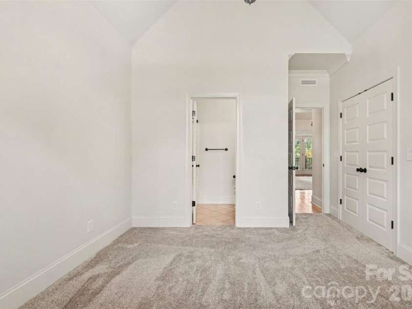 503 Williamsfield Drive, Shelby, NC 28150.  MLS# CAR4413395, YatesRealty ID 46095. ...a cathedral ceiling, a nice sized closet, and an attached bath!