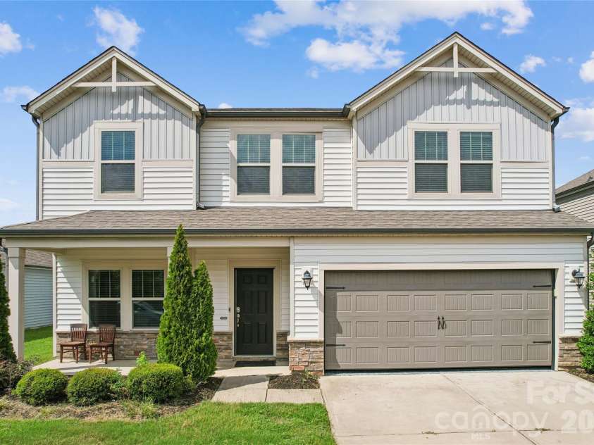 5911 Fenway Drive, Charlotte, NC 28273.  MLS# CAR4407320, YatesRealty ID 46096. 